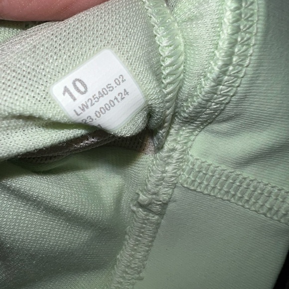 Lululemon 🍋 Energy Bra in Creamy Mint Size 10 - Picture 6 of 8